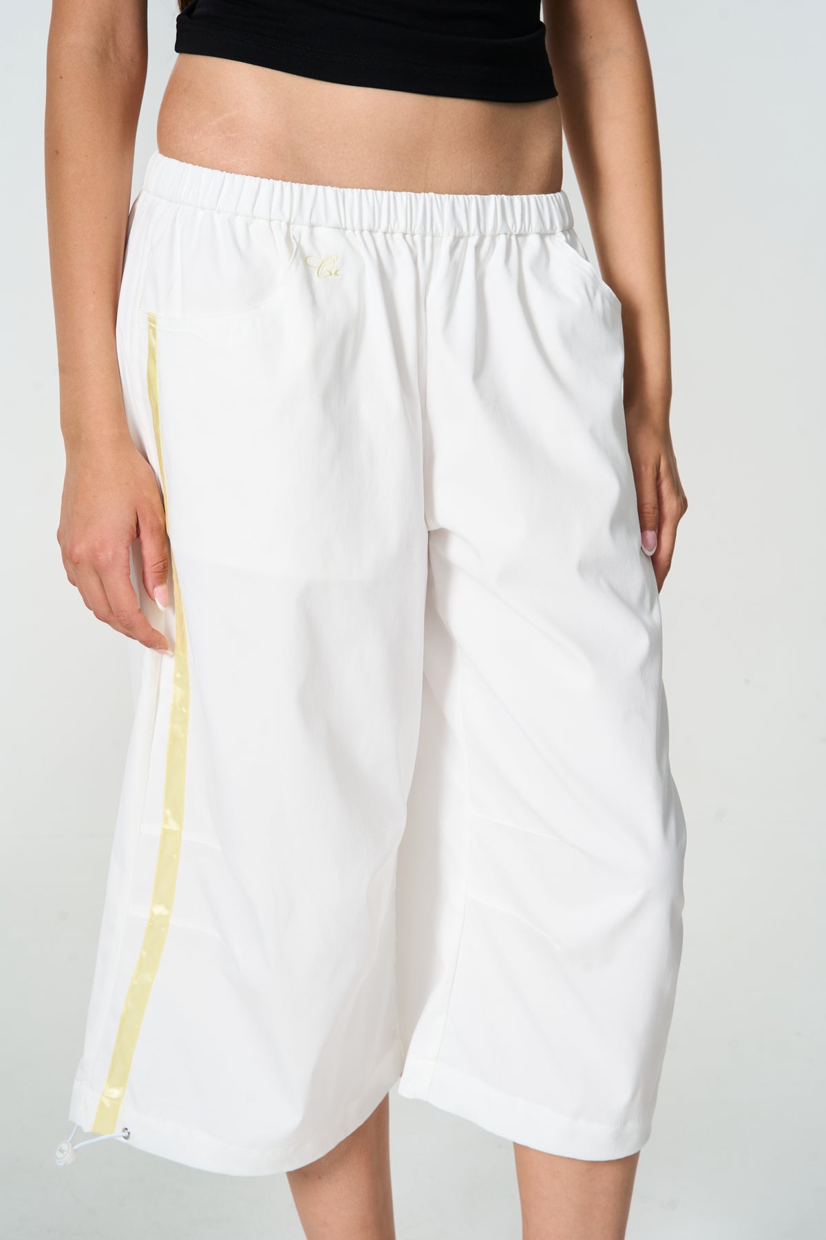 Capri Cargo Pants White